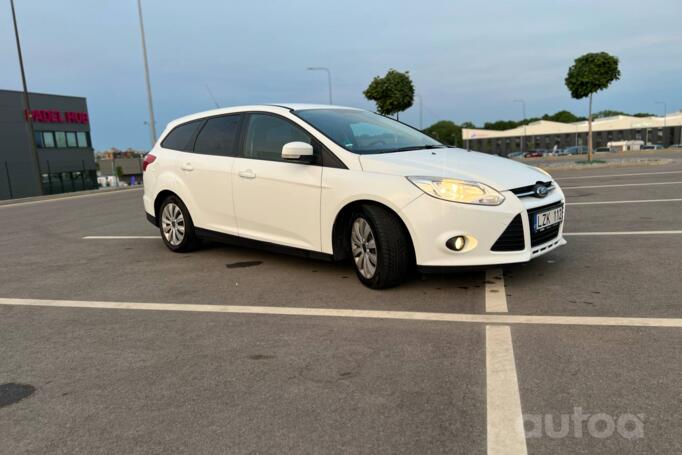 Ford Focus 3 generation Hatchback 5-doors