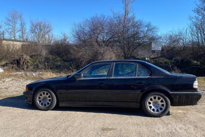 BMW 7 Series E38 Sedan