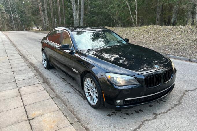 BMW 7 Series F01/F02 Sedan