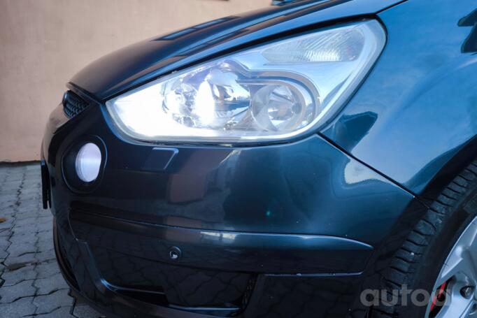 Ford S-Max 1 generation Minivan
