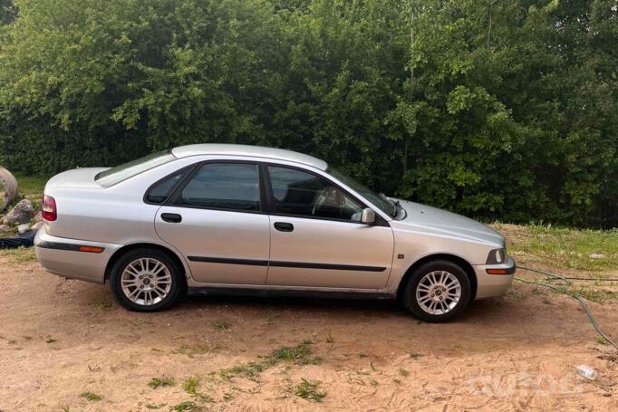 Volvo S40
