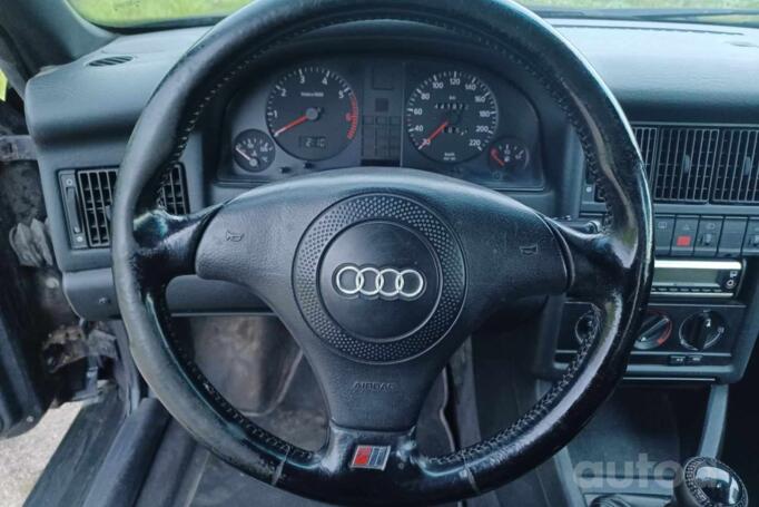 Audi 90 3 generation (B4)