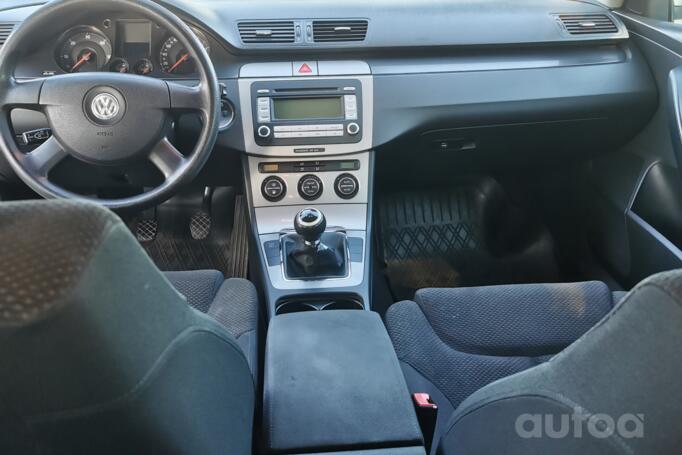 Volkswagen Passat B6 Sedan 4-doors