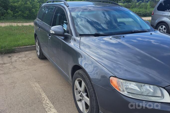 Volvo V70 3 generation wagon