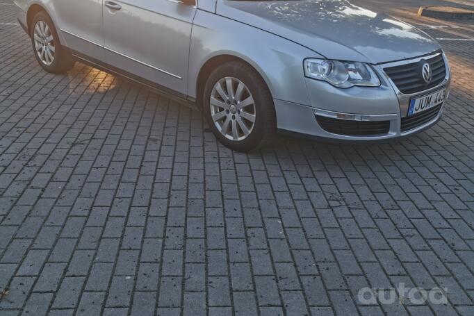 Volkswagen Passat B6 Sedan 4-doors