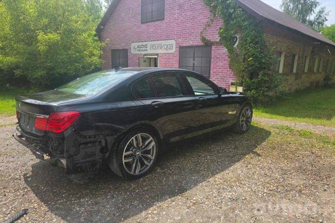 BMW 7 Series F01/F02 Sedan