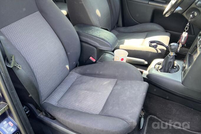 Ford Mondeo 3 generation [restyling] wagon 5-doors