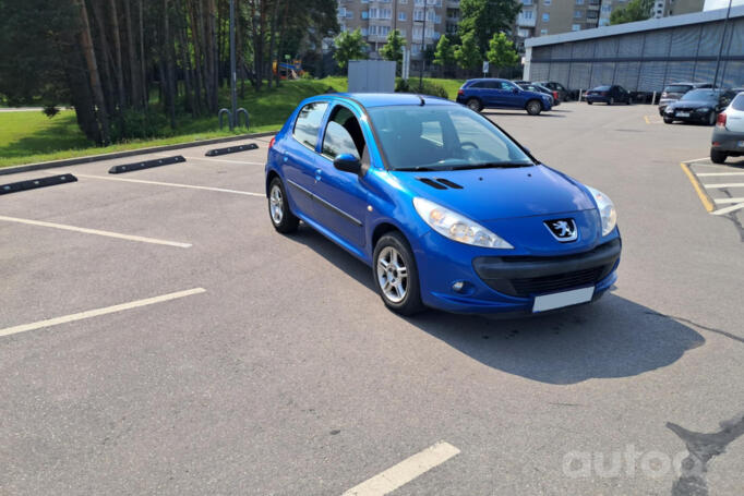 Peugeot 206 2 generation Hatchback 5-doors