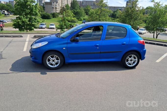 Peugeot 206 2 generation Hatchback 5-doors