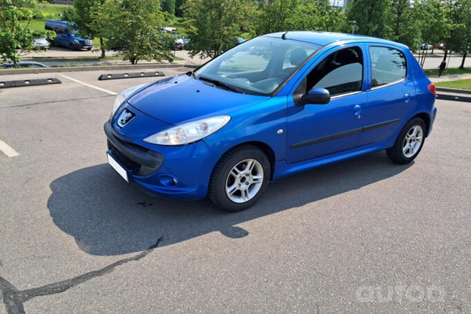 Peugeot 206 2 generation Hatchback 5-doors