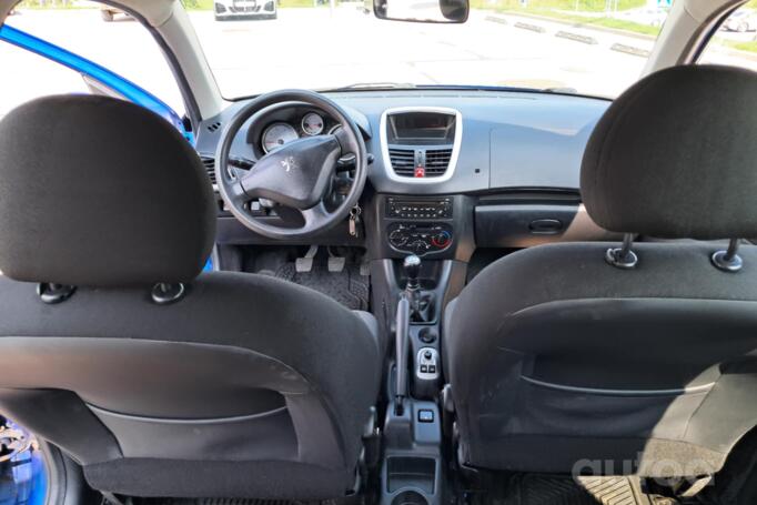 Peugeot 206 2 generation Hatchback 5-doors