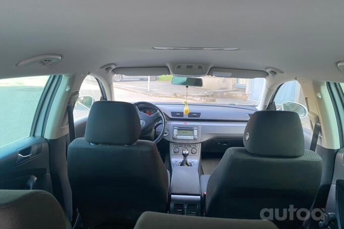 Volkswagen Passat B6 wagon 5-doors