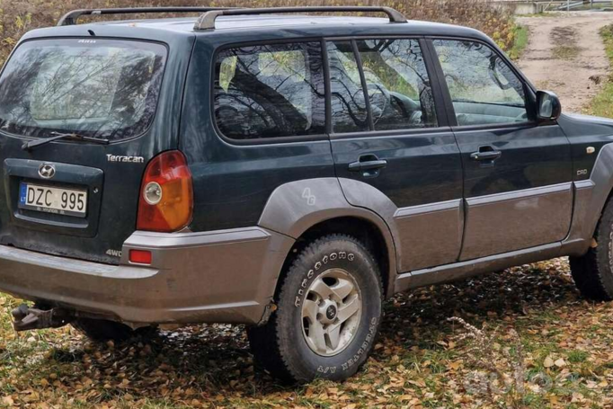 Hyundai Terracan 1 generation SUV