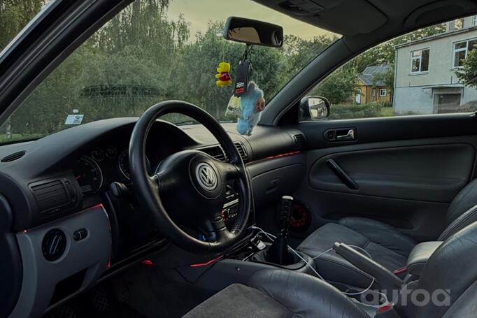 Volkswagen Passat B5.5 [restyling] Sedan