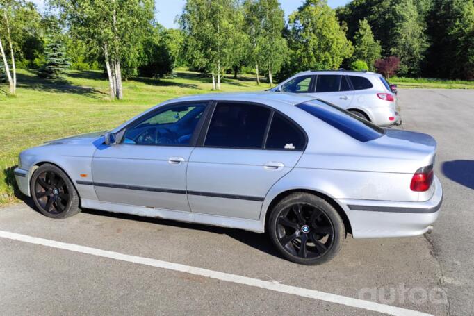 BMW 5 Series E39 Sedan 4-doors