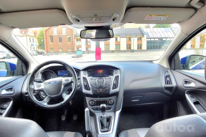 Ford Focus 3 generation wagon 5-doors
