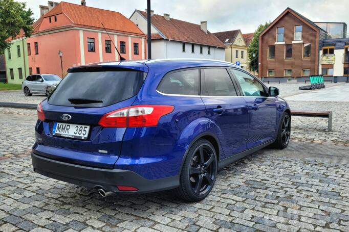 Ford Focus 3 generation wagon 5-doors