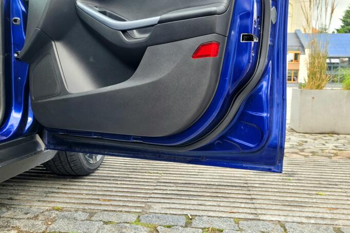 Ford Focus 3 generation wagon 5-doors