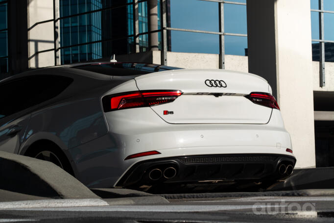 Audi S5 F5 Sportback liftback