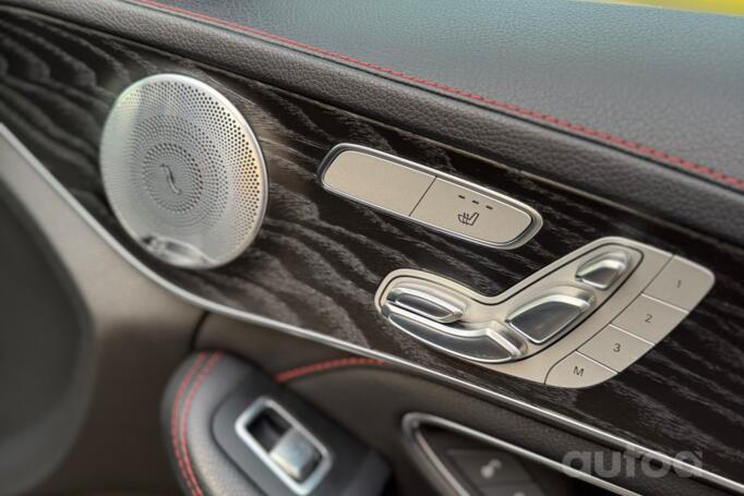Mercedes-Benz C-Class W205/S205/C205 Sedan