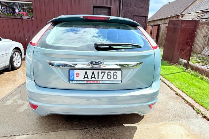 Ford Focus 2 generation Hatchback 5-doors