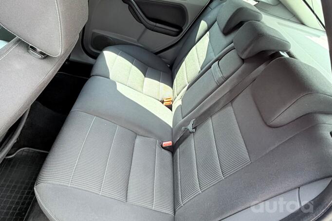 Ford Focus 2 generation Hatchback 5-doors