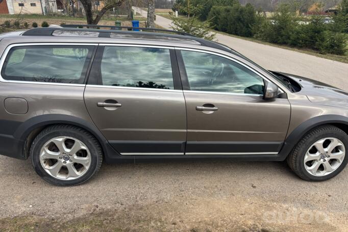Volvo XC70 3 generation wagon