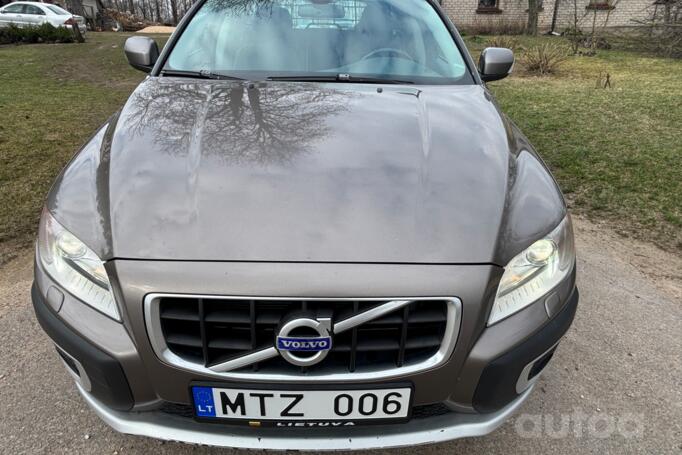Volvo XC70 3 generation wagon