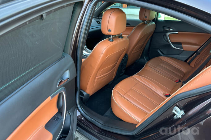 Opel Insignia A Sedan 4-doors