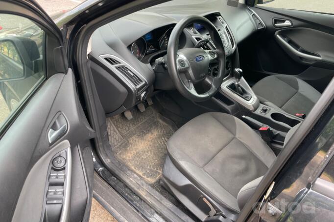 Ford Focus 3 generation wagon 5-doors
