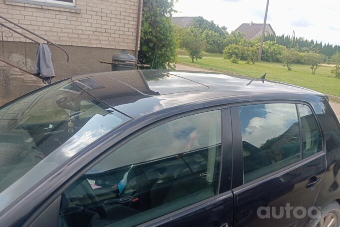 Volkswagen Golf 5 generation Hatchback 5-doors