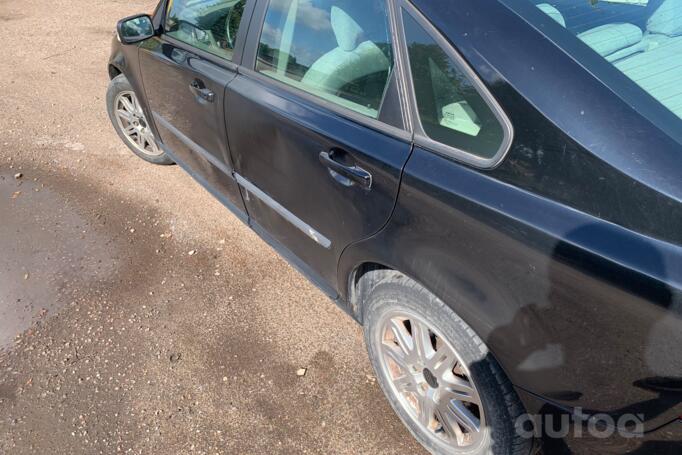 Volvo V40 1 generation [2th restyling] wagon