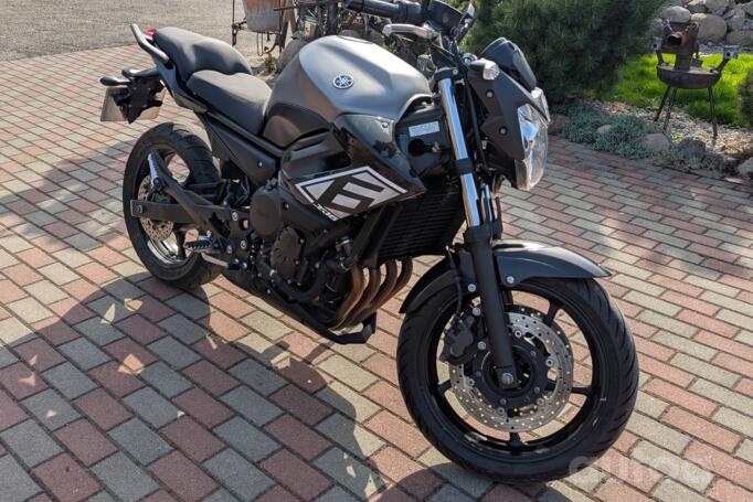 Yamaha XJ