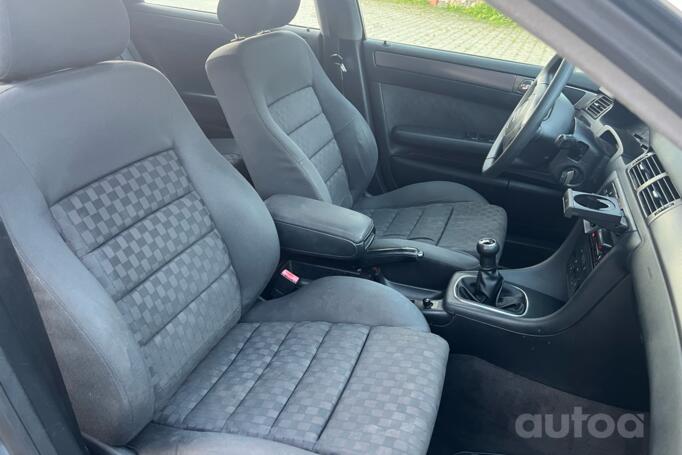 Audi A6 4B/C5 wagon 5-doors