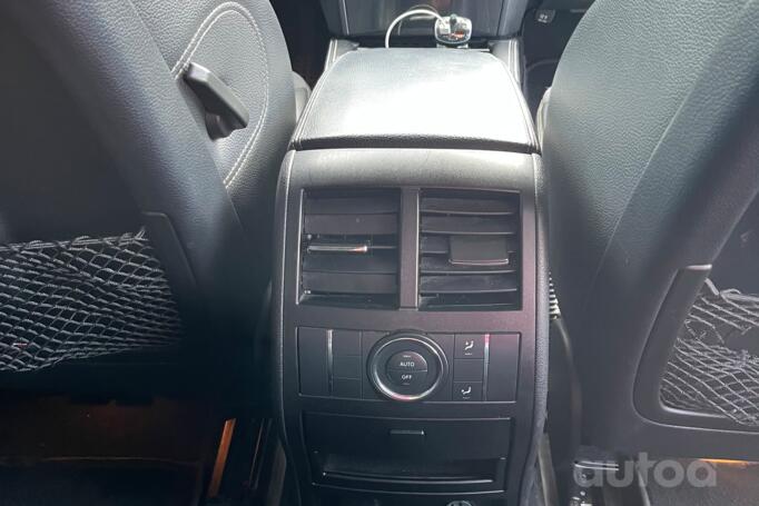 Mercedes-Benz M-Class W164 Crossover 5-doors