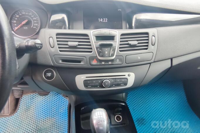 Renault Laguna 3 generation [restyling]