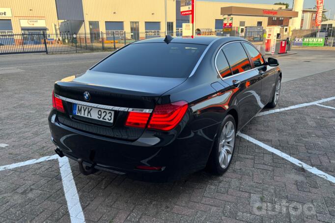 BMW 7 Series F01/F02 Sedan