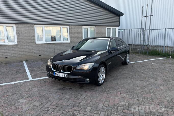BMW 7 Series F01/F02 Sedan