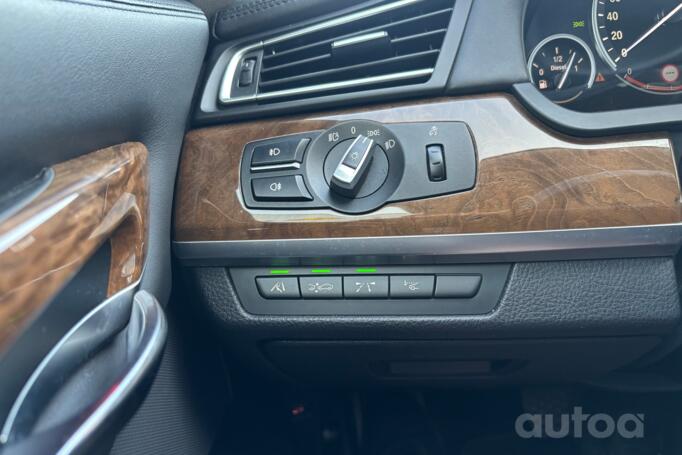 BMW 7 Series F01/F02 Sedan