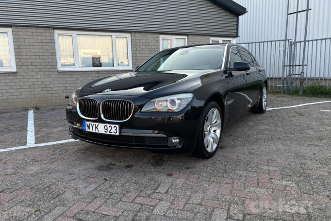 BMW 7 Series F01/F02 Sedan