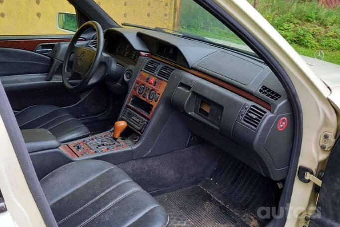 Mercedes-Benz C-Class W202/S202 [restyling] Sedan 4-doors