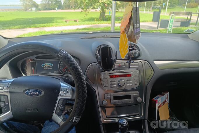 Ford Mondeo 4 generation wagon