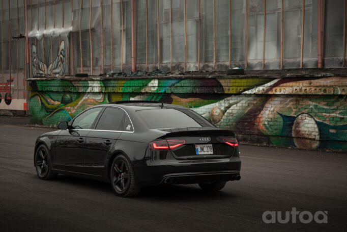 Audi A4 B8/8K [restyling] Sedan