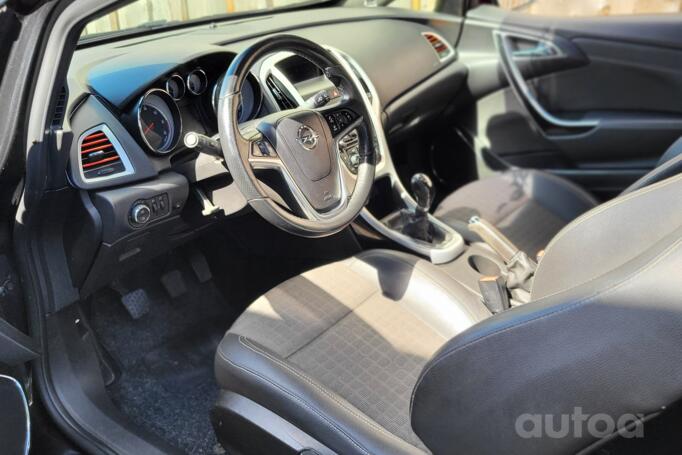 Opel Astra J [restyling] GTC hatchback 3-doors