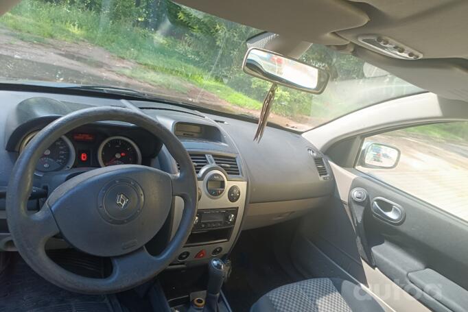 Renault Megane 2 generation Hatchback 5-doors
