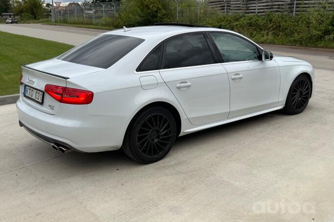 Audi A4 B8/8K [restyling] Sedan