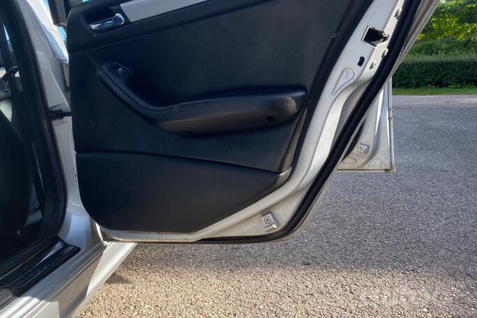BMW 3 Series E46 [restyling] Touring wagon