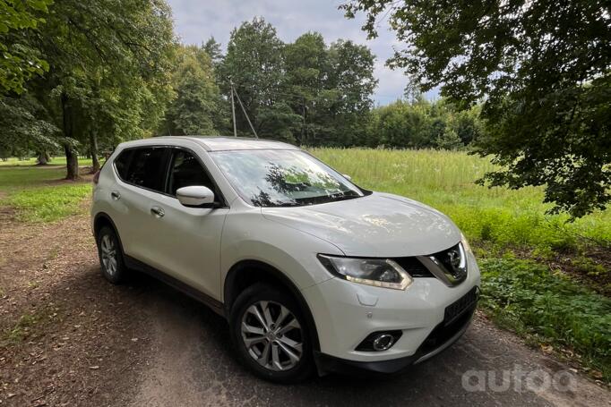 Nissan X-Trail T32 Crossover
