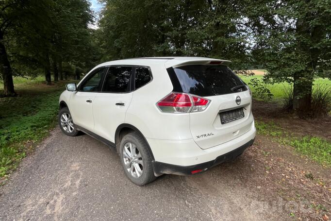 Nissan X-Trail T32 Crossover
