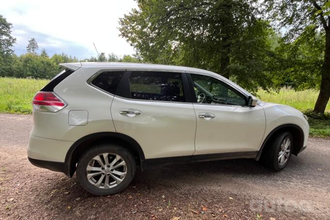 Nissan X-Trail T32 Crossover